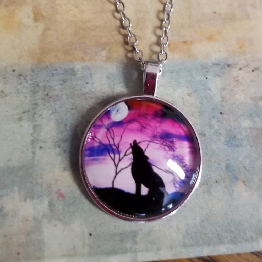 Wolf Cabochon Glass Glowing Pendant Necklace